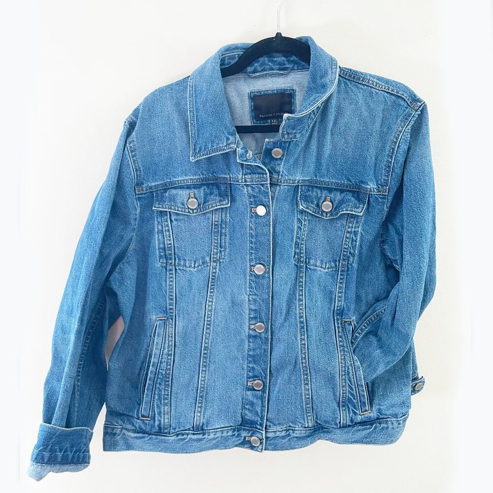 Women's Banana Republic Classic Denim Jacket XXL wardrobe staple